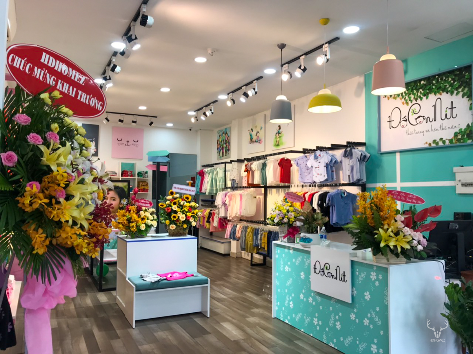 Shop thời trang Đồ Con Nít (Thi công)